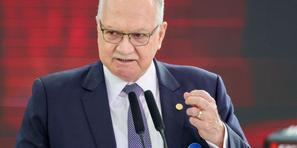 fachin-repudia-fala-de-milei-contra-moraes-e-reafirma-autonomia-do-stf