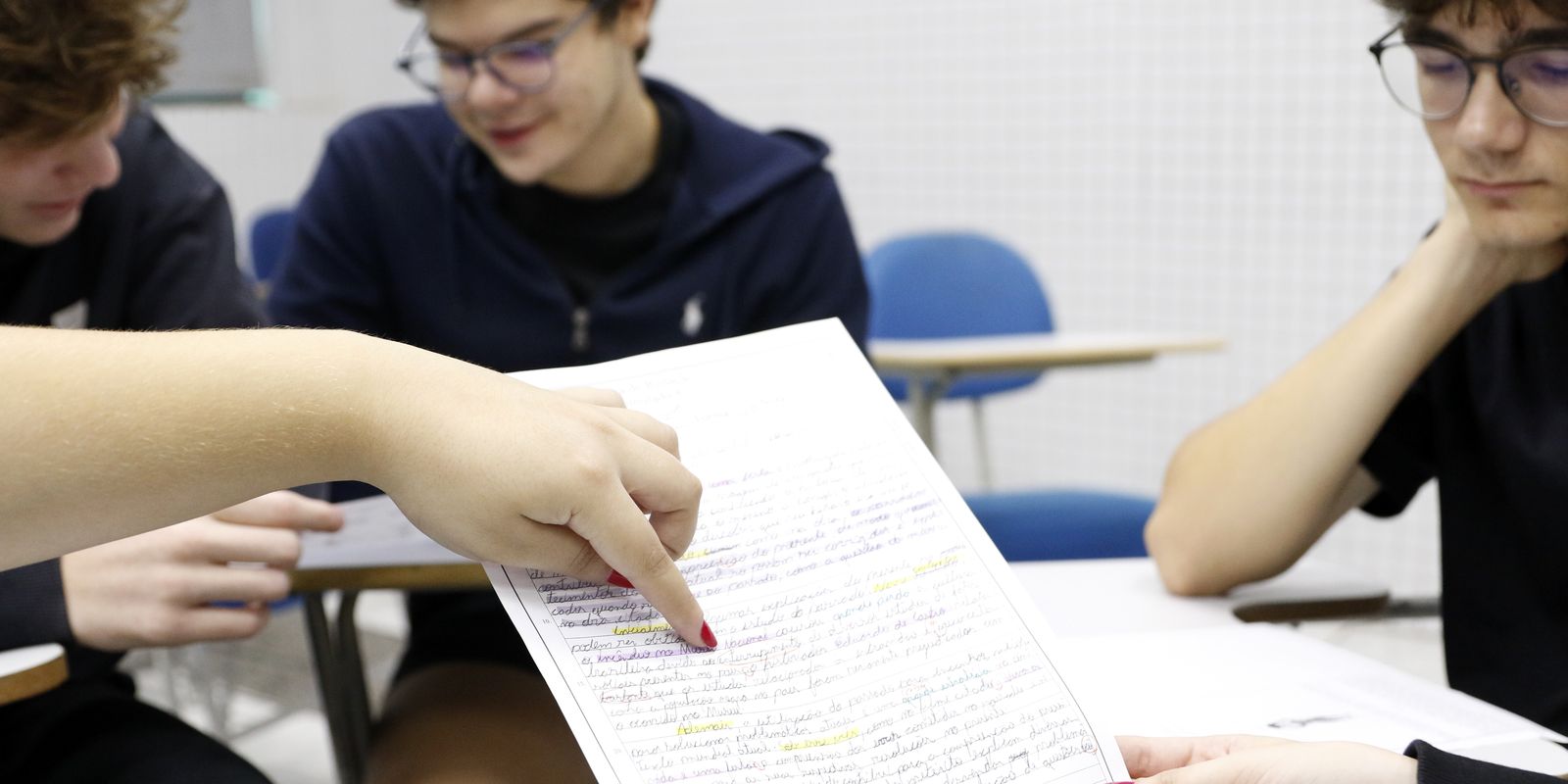 encceja-2026:-alunos-ja-podem-consultar-cartilha-de-redacao