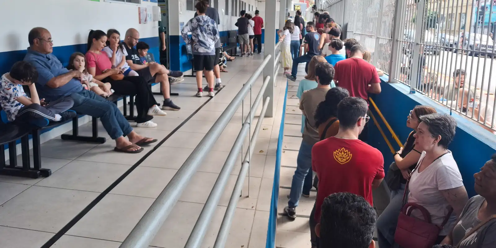 paulistanos-enfrentam-filas-para-tomar-vacina-contra-sarampo