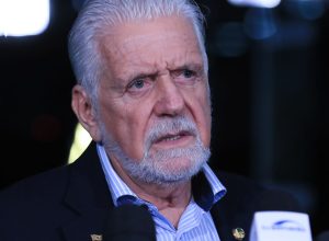 apuracao-da-pf-acusa-jaques-wagner-de-receber-vantagens;-senador-nega