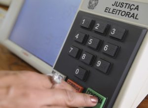rj:-quase-13-milhoes-de-eleitores-estao-aptos-a-votar-no-1o-turno